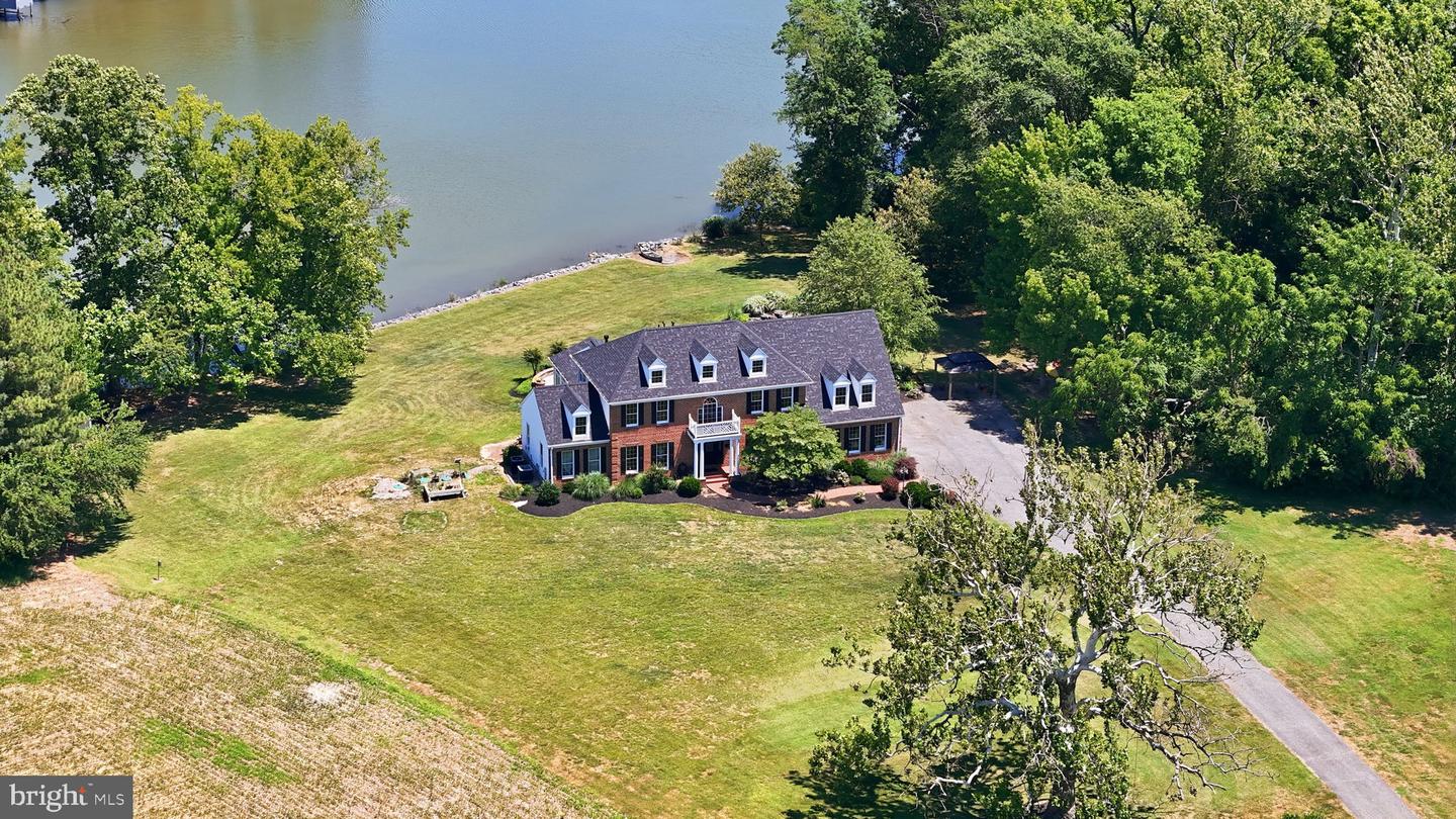 1810 Love Point Rd Property Photo 10