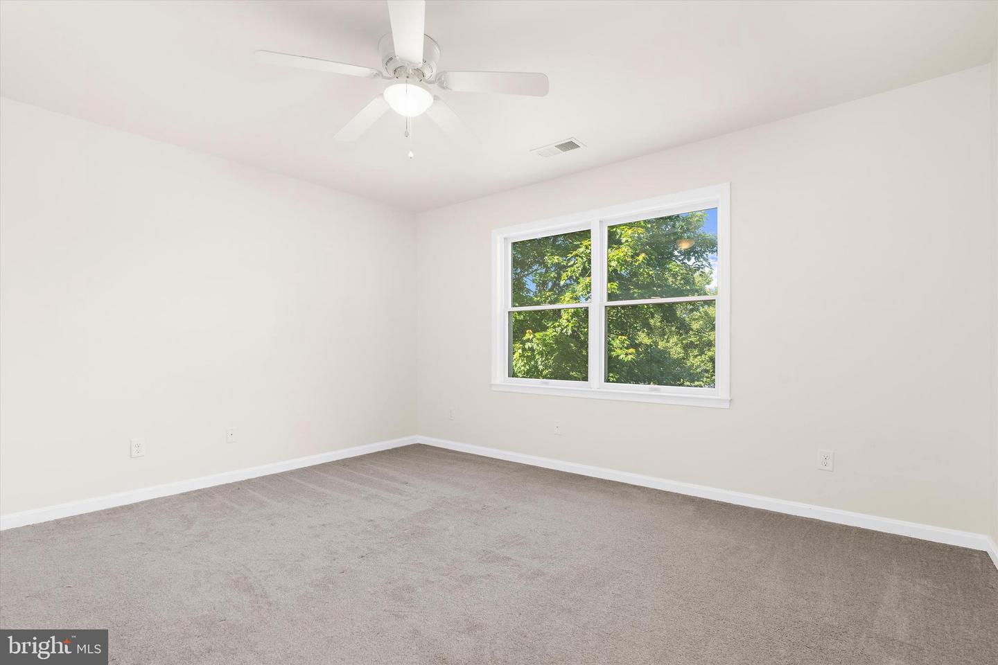 5011 Bridgepointe Dr Property Photo 24