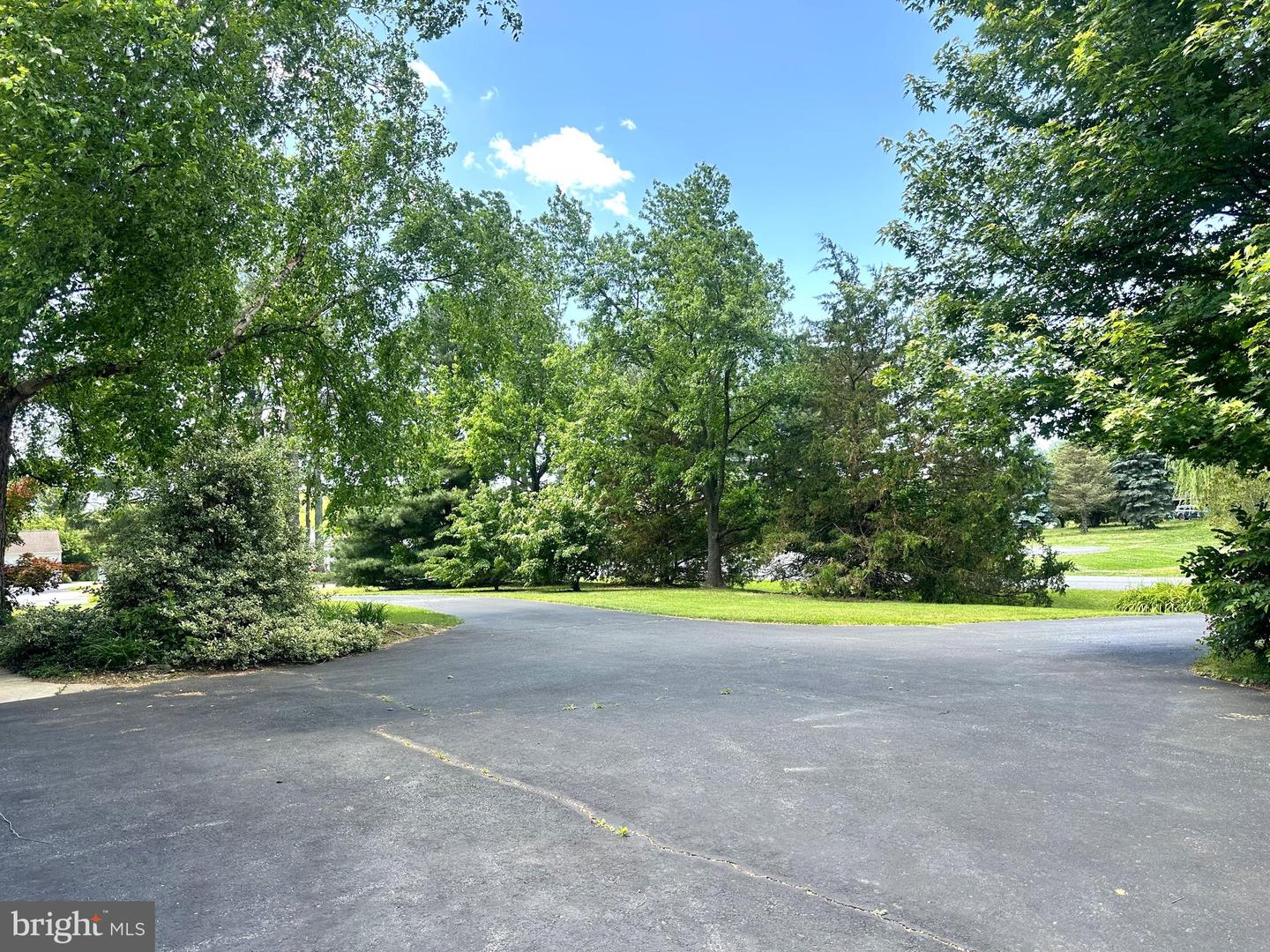 122 Lently Farm Ln Property Photo 6