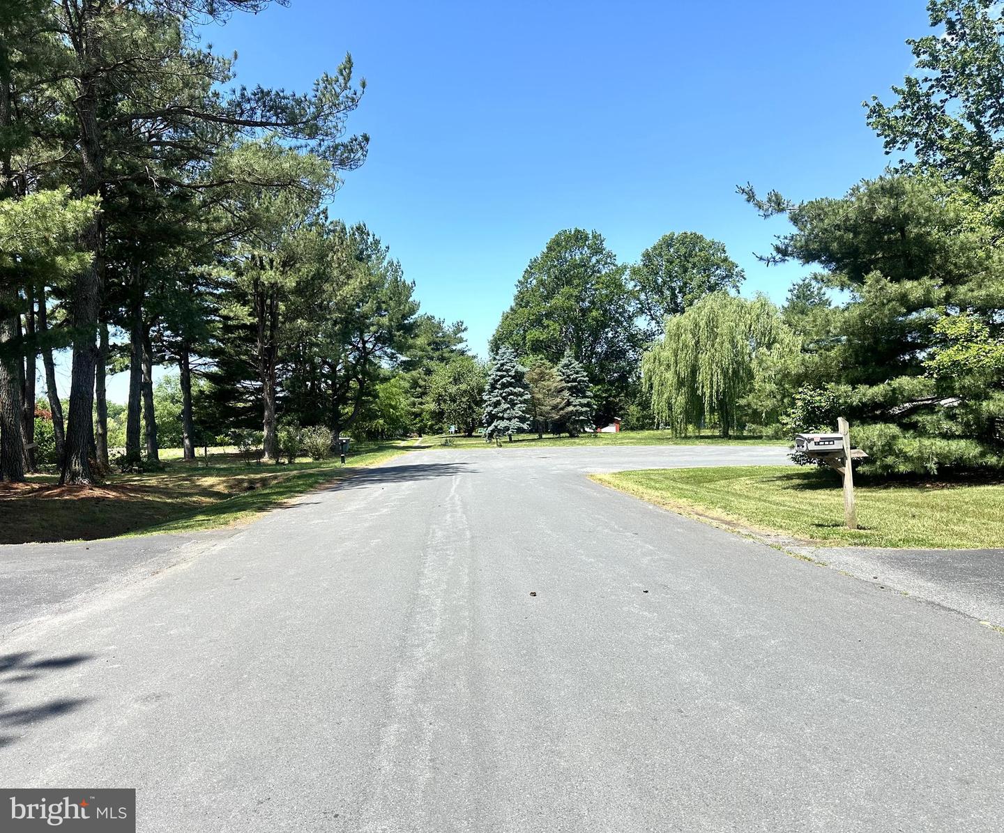 122 Lently Farm Ln Property Photo 8