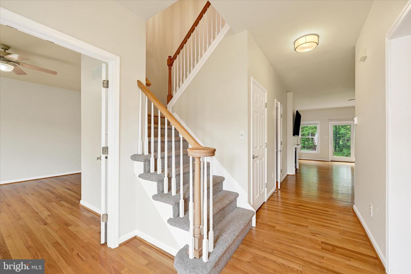 1024 Avalon Ct Property Photo 4
