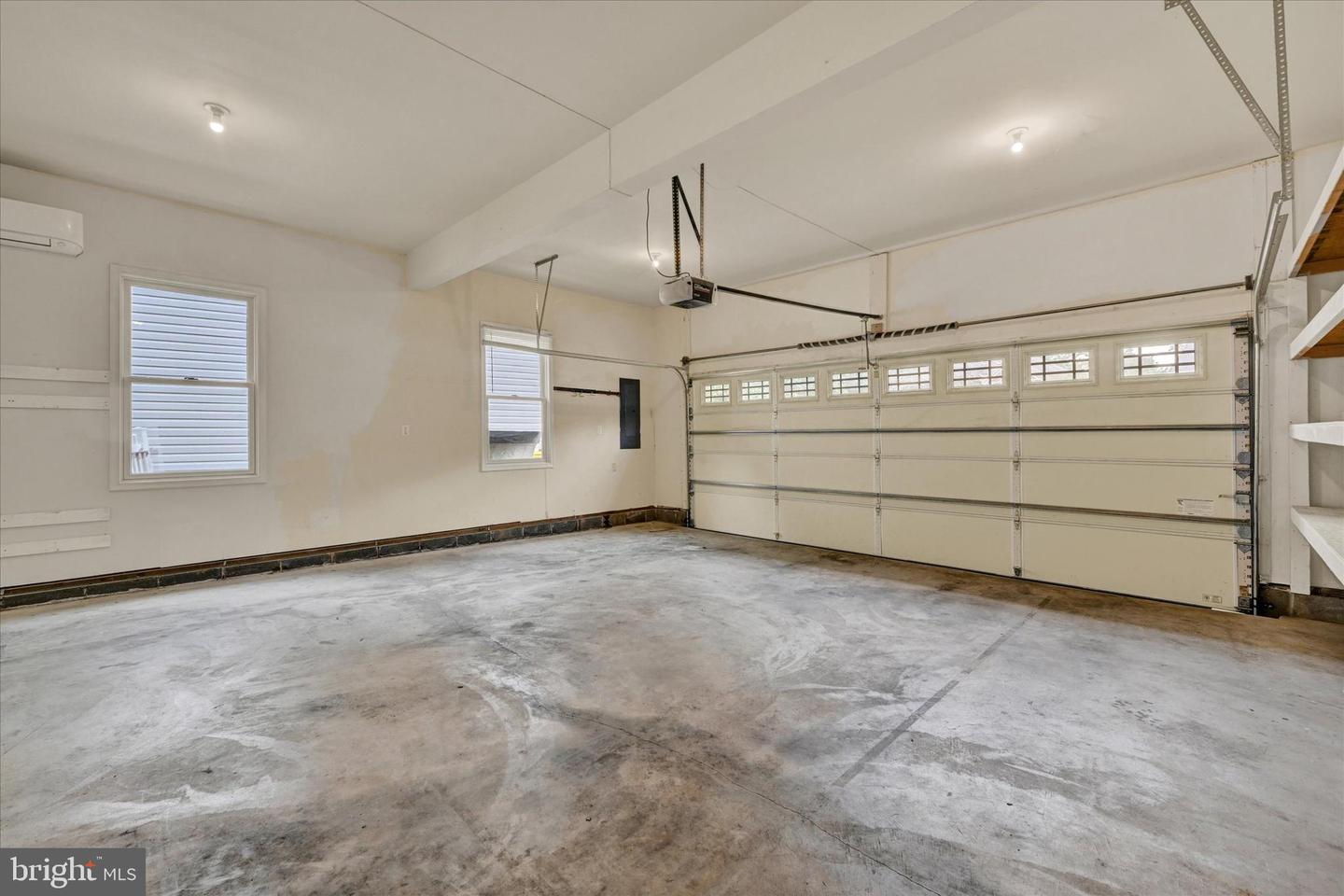 1024 Avalon Ct Property Photo 59