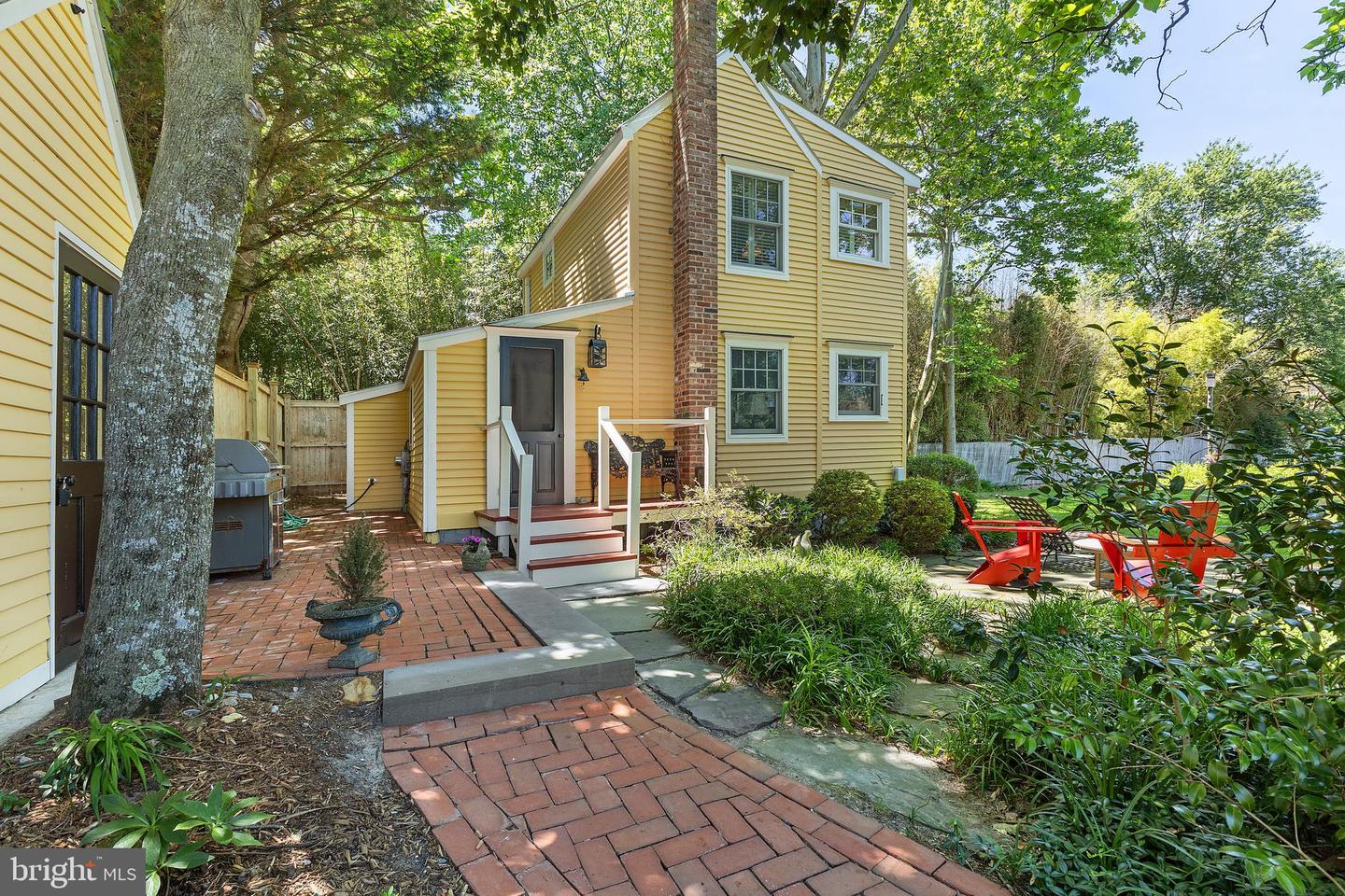 114 Front St Property Photo 20