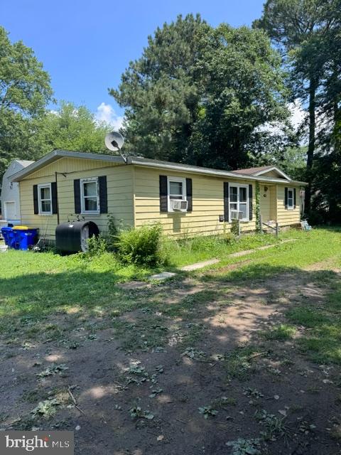 106 Phyllis Ct Property Photo 1