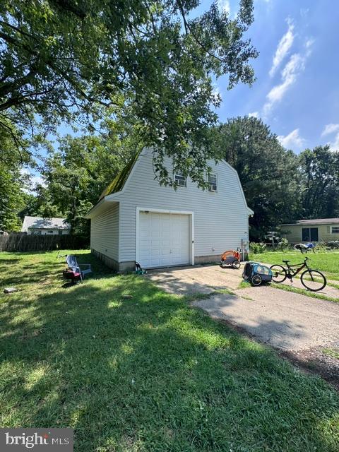 106 Phyllis Ct Property Photo 5