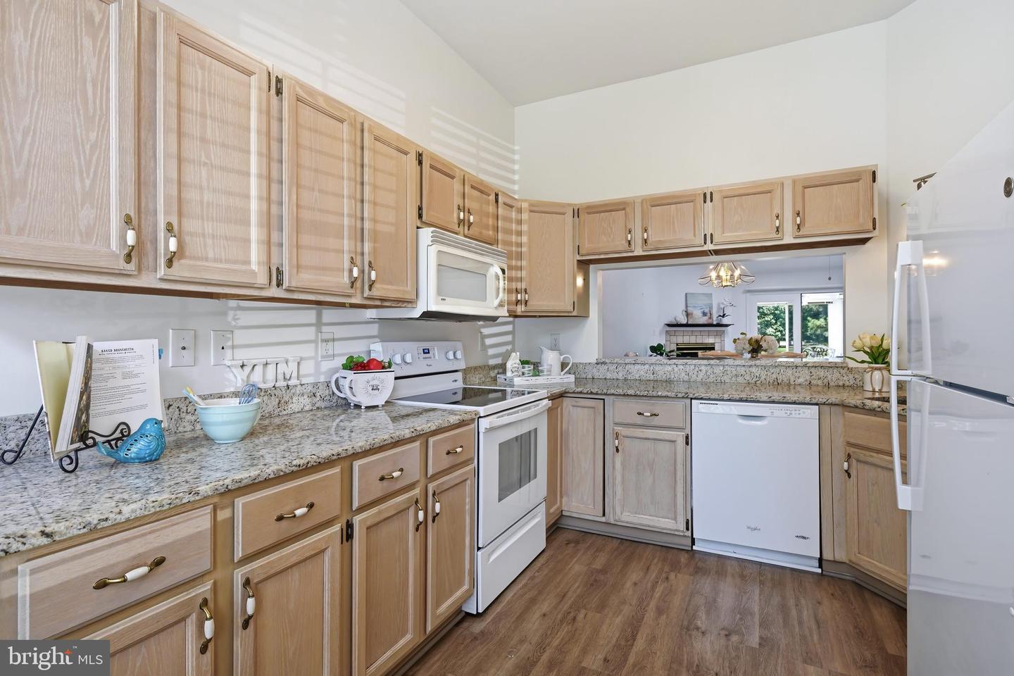 6010 Bridgepointe Dr Property Photo 10