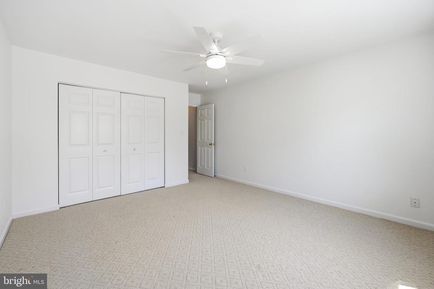6010 Bridgepointe Dr Property Photo 37