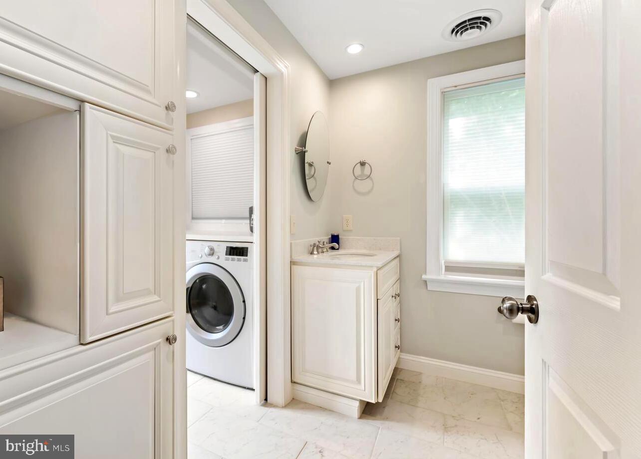 119 Watson Rd Property Photo 36
