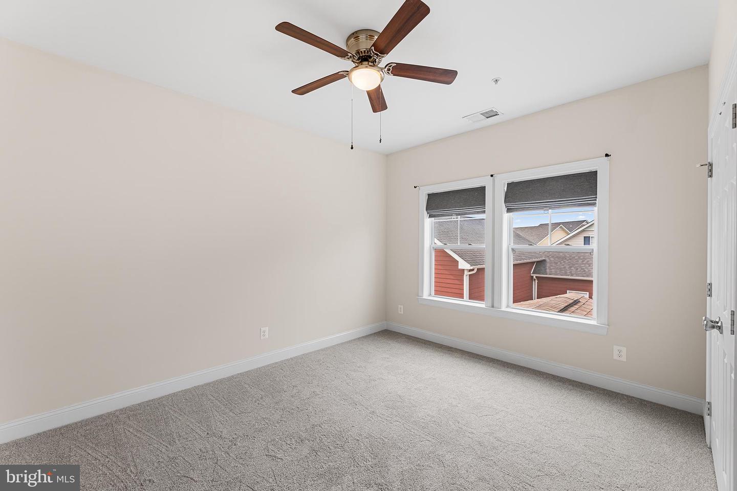 134 Richard Ingle Way Property Photo 31