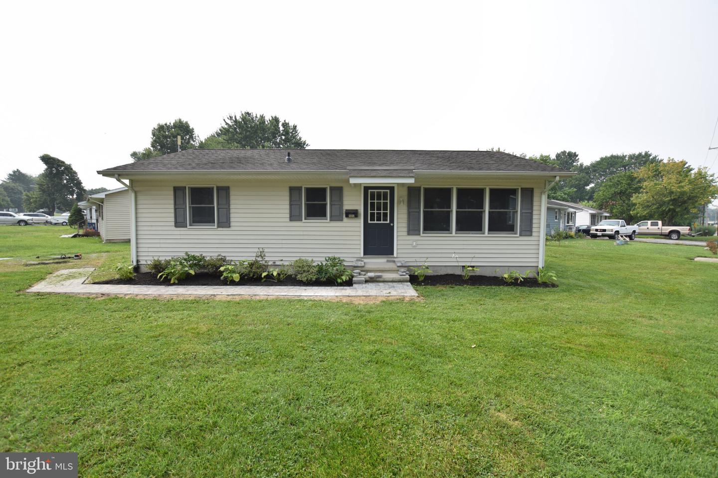 6808 MAIN ST