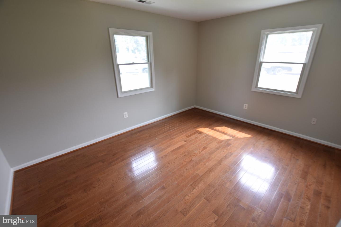 6808 Main St Property Photo 10