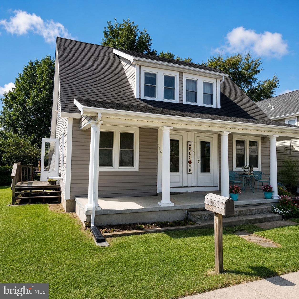446 Railroad Ave Property Photo 1