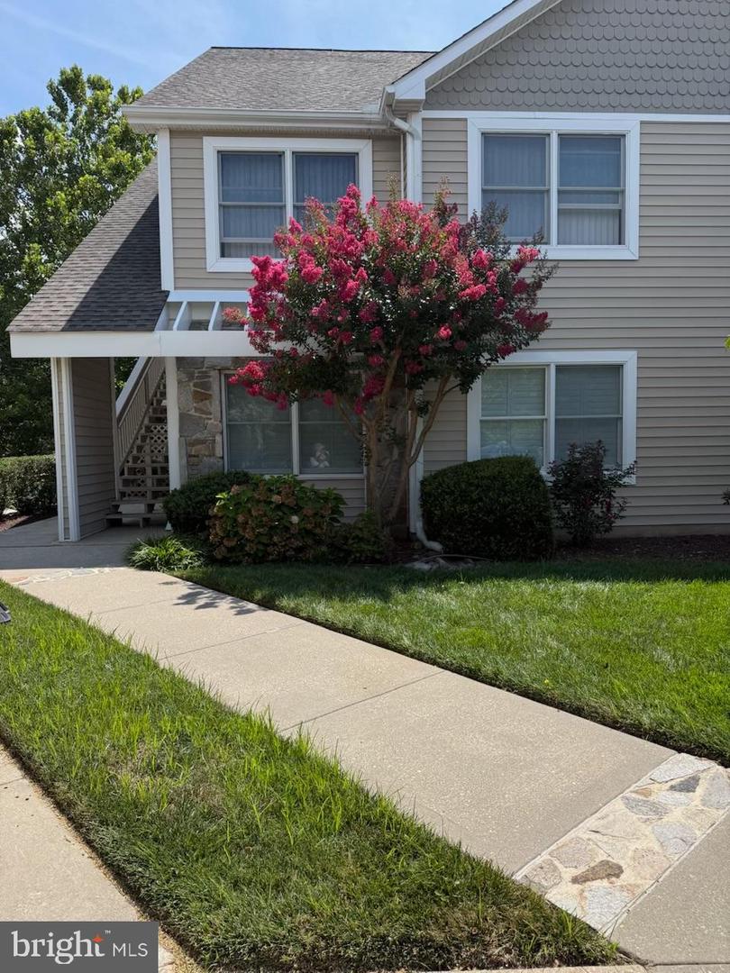 302 Merganser Ct #a Property Photo 1
