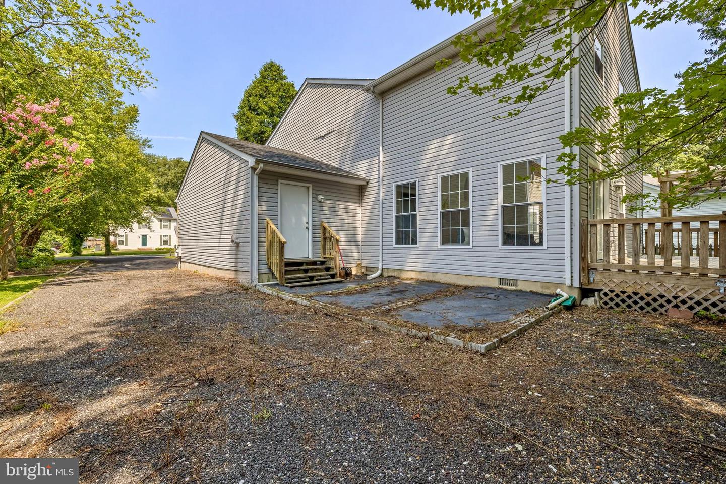 624 Davol Rd Property Photo 50