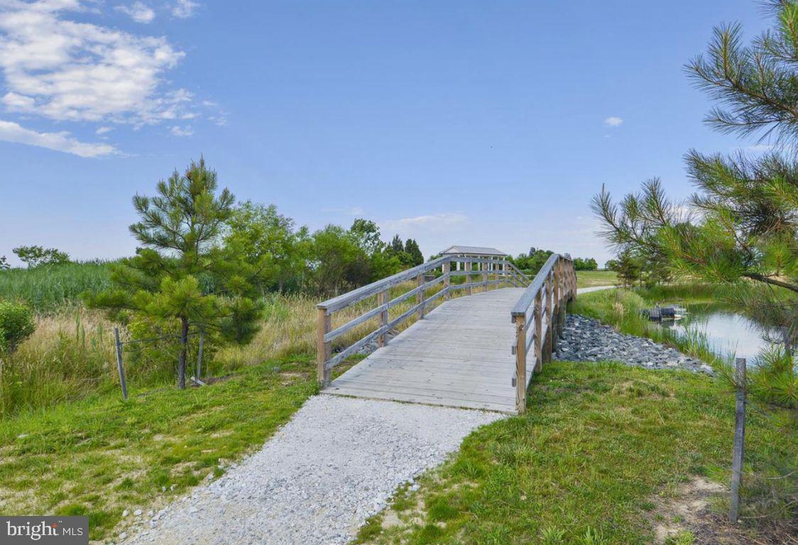 313 Thomas White Blvd Property Photo 36