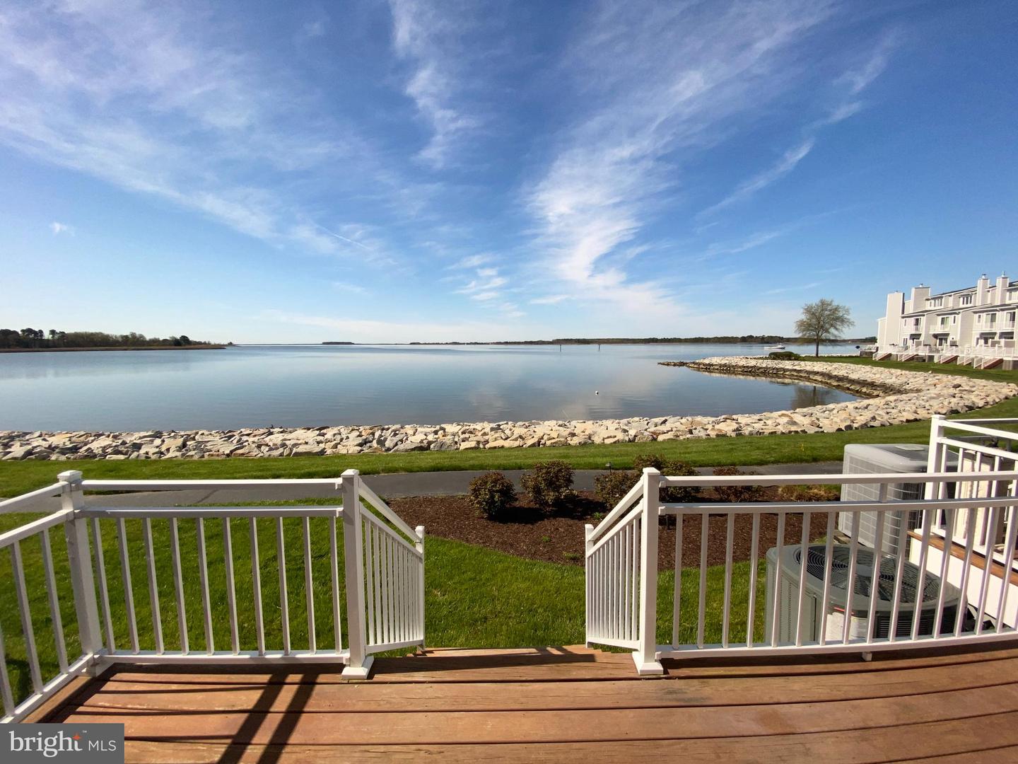 1107 OYSTER COVE DR