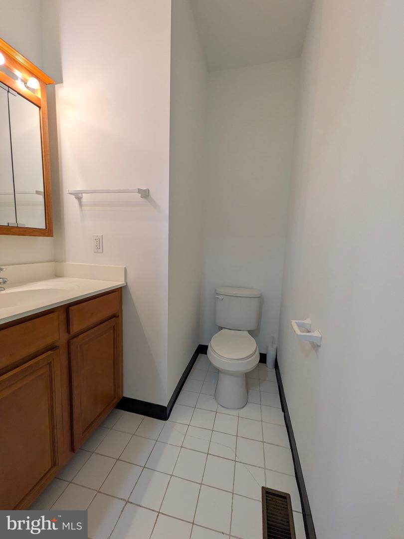 310 Del Rhodes Ave Property Photo 11