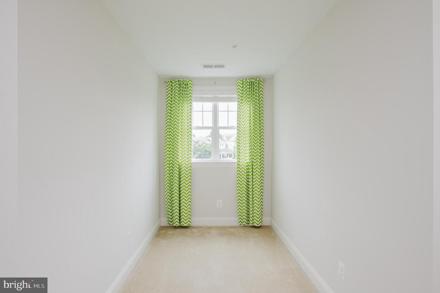 207 Thomas White Blvd Property Photo 36