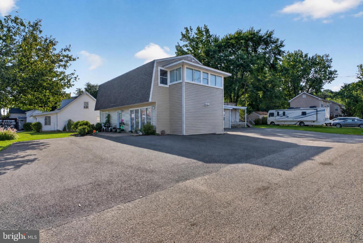 4300 Main Property Photo 1