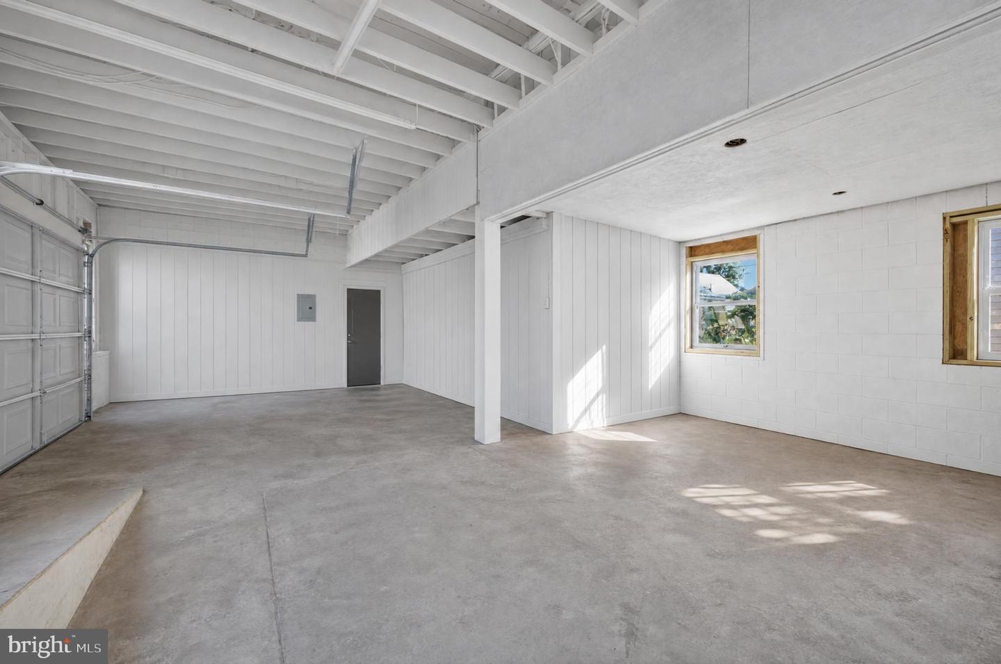 4300 Main Property Photo 29