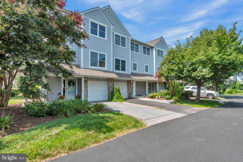 108 BLENNY LN Property Photo 1