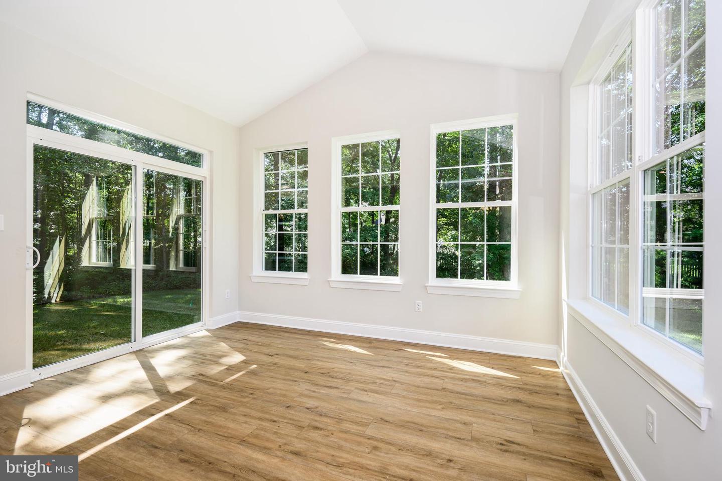 157 Fawn Ln Property Photo 12