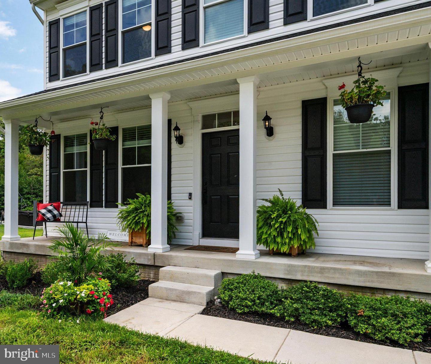 113 Touhey Dr Property Photo 2
