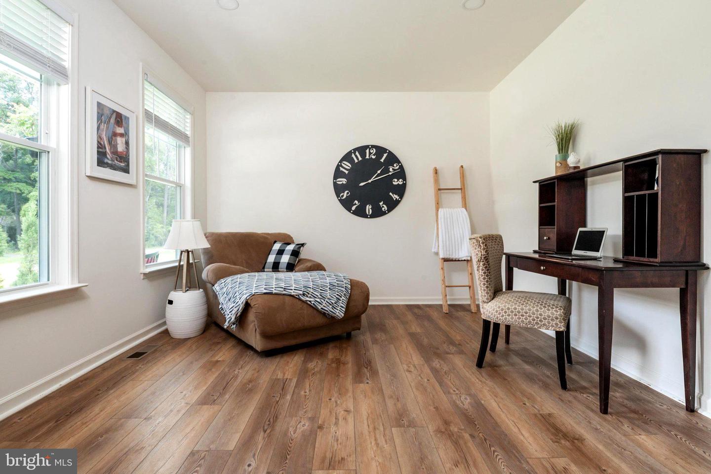 113 Touhey Dr Property Photo 5