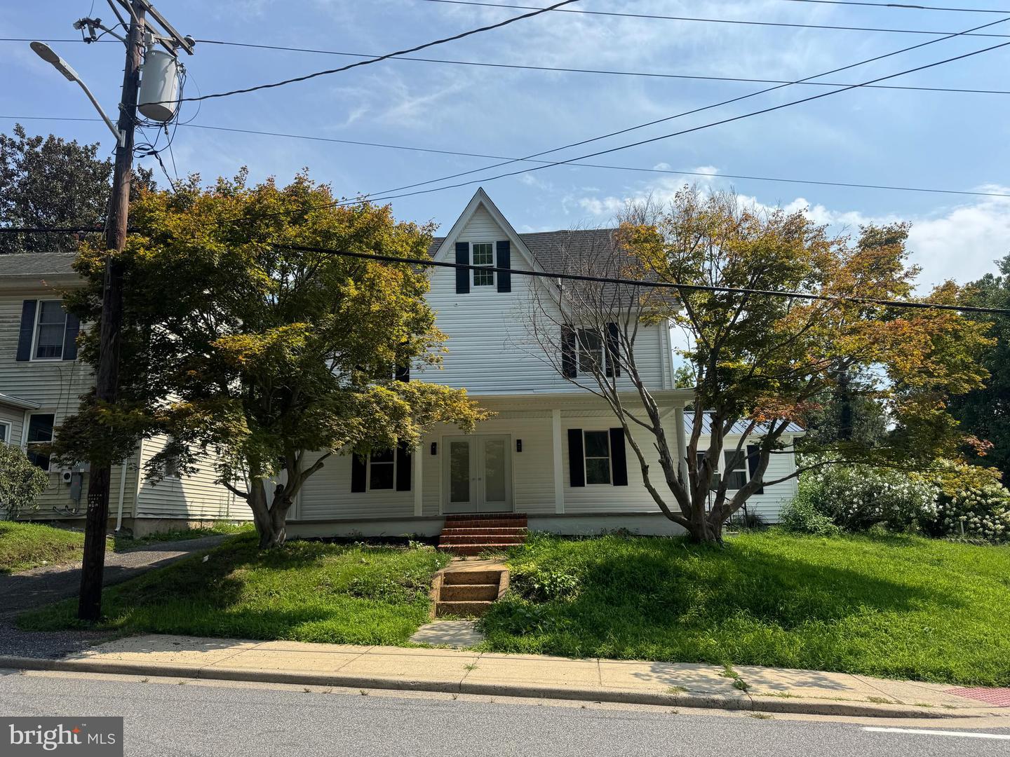 224 MAIN ST