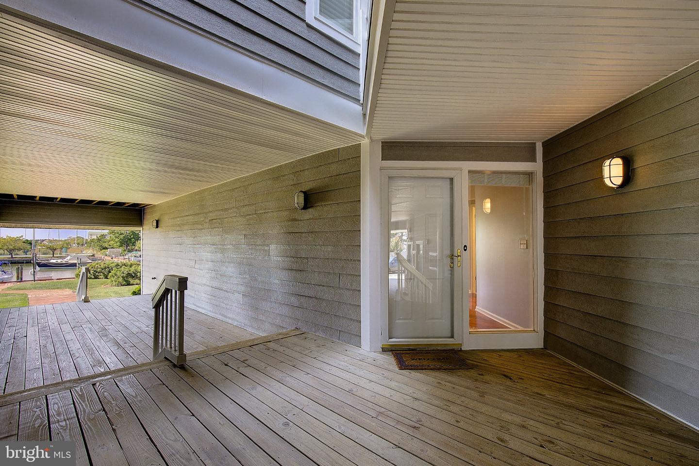 114 Oyster Cove Dr #1c Property Photo 1