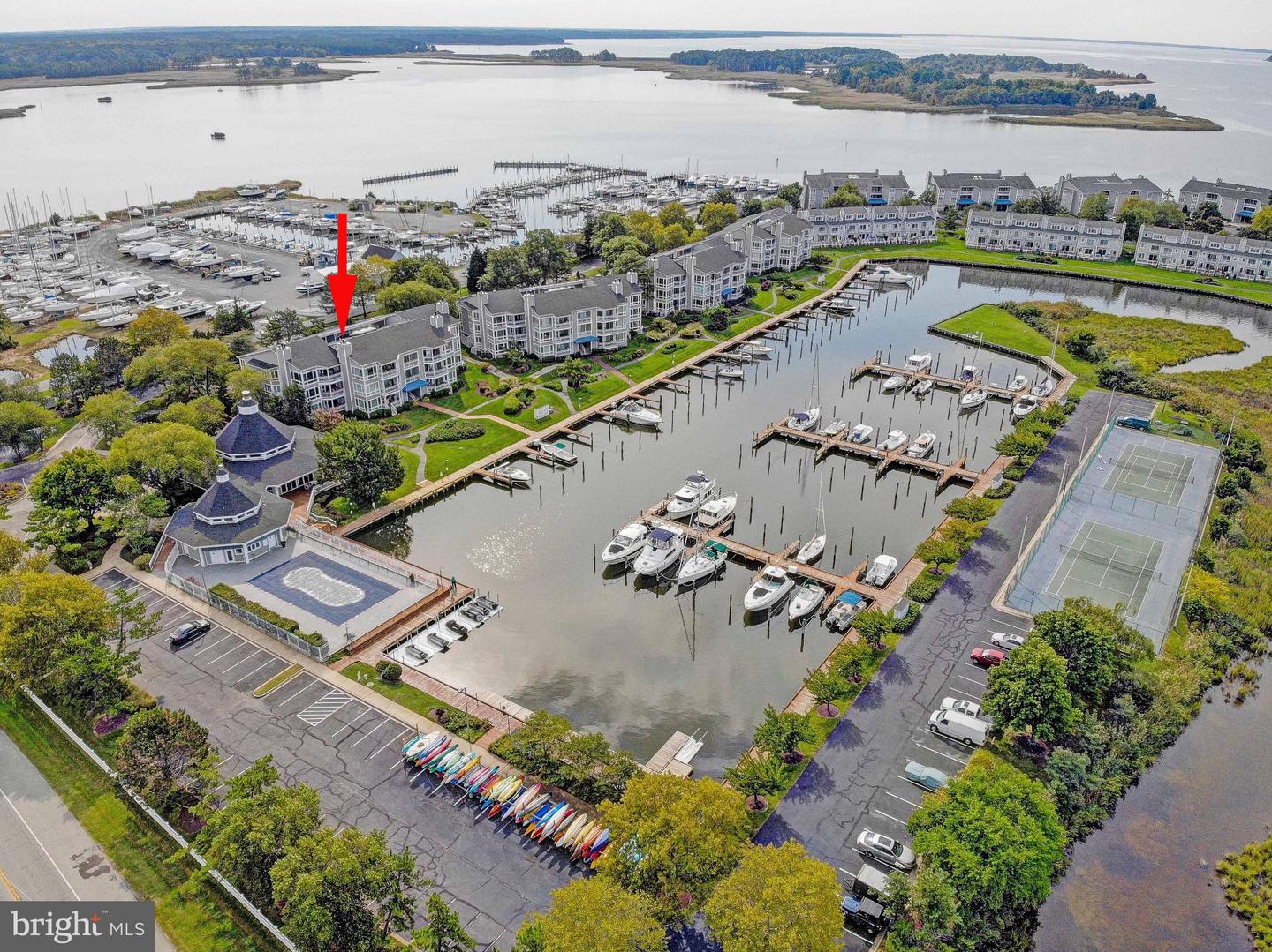 114 Oyster Cove Dr #1c Property Photo 1