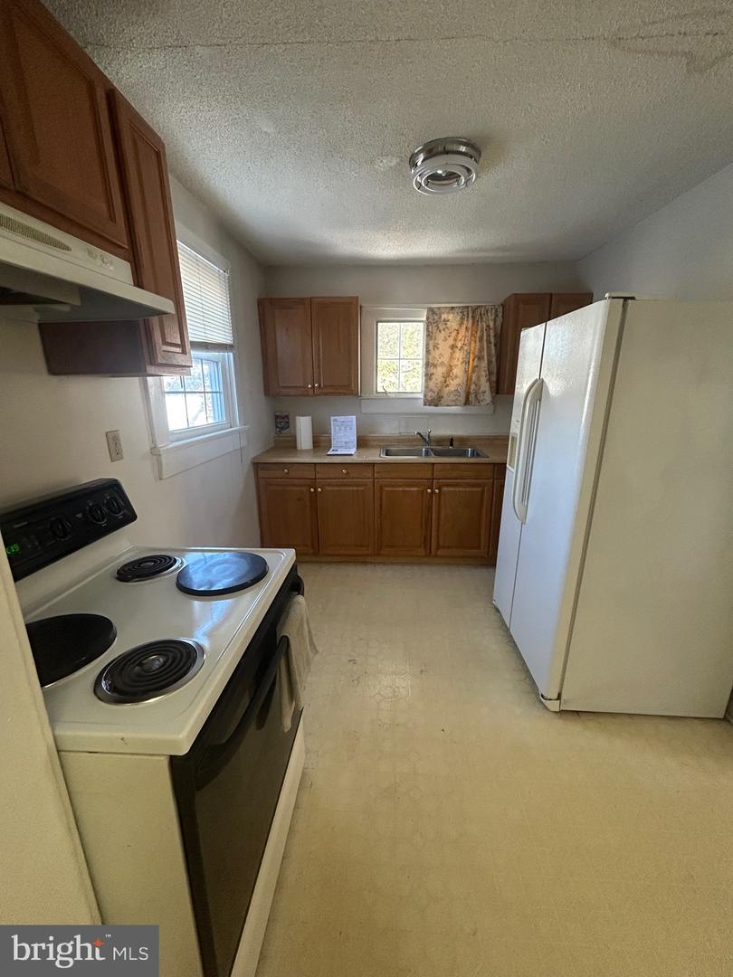 305 E Water St Property Photo 7