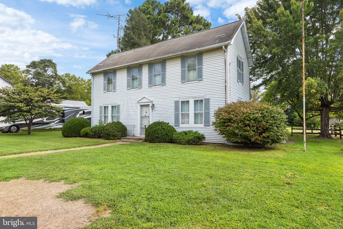 13623 1st St Property Photo 1
