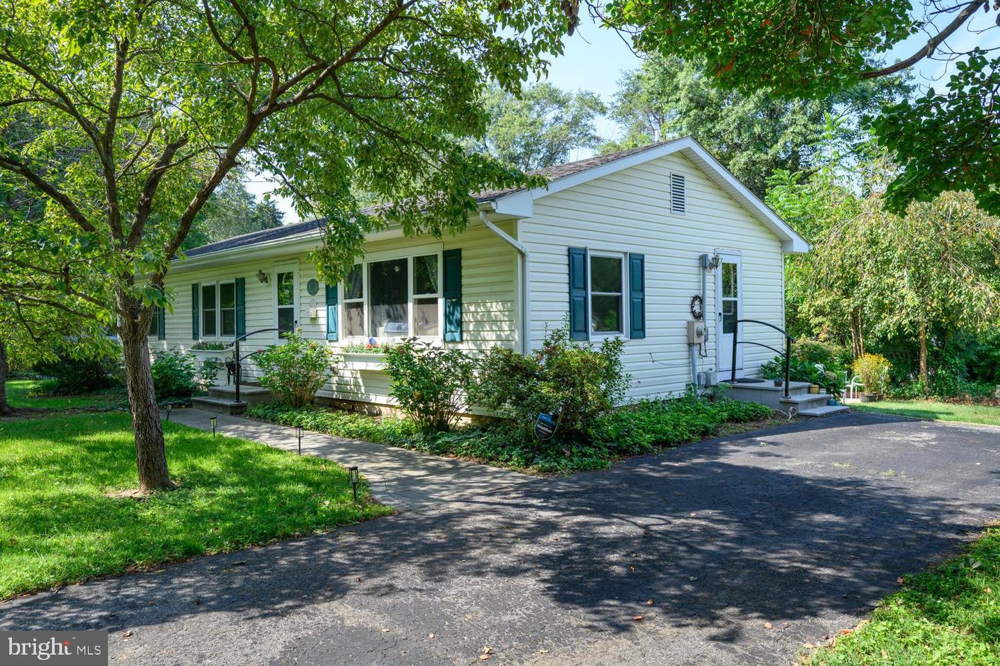 217 Edmore Rd Property Photo 2