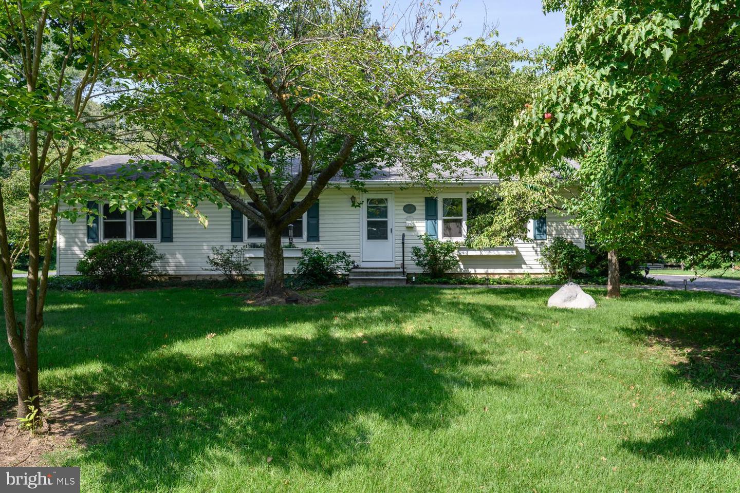 217 Edmore Rd Property Photo 3
