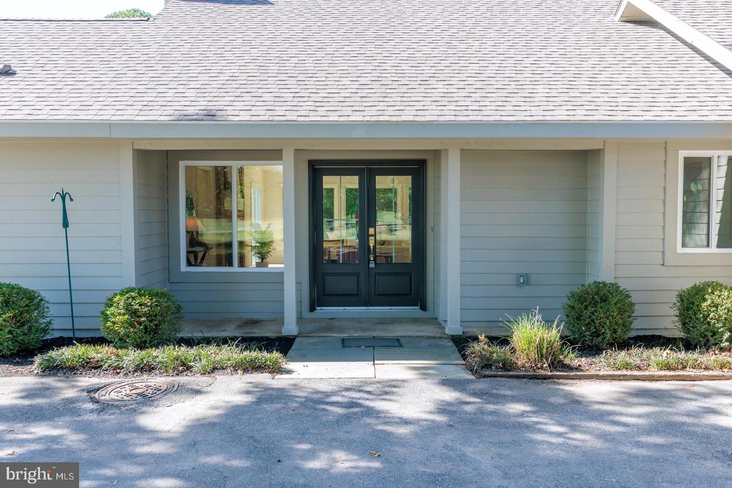 102 Golf Ct Property Photo 10