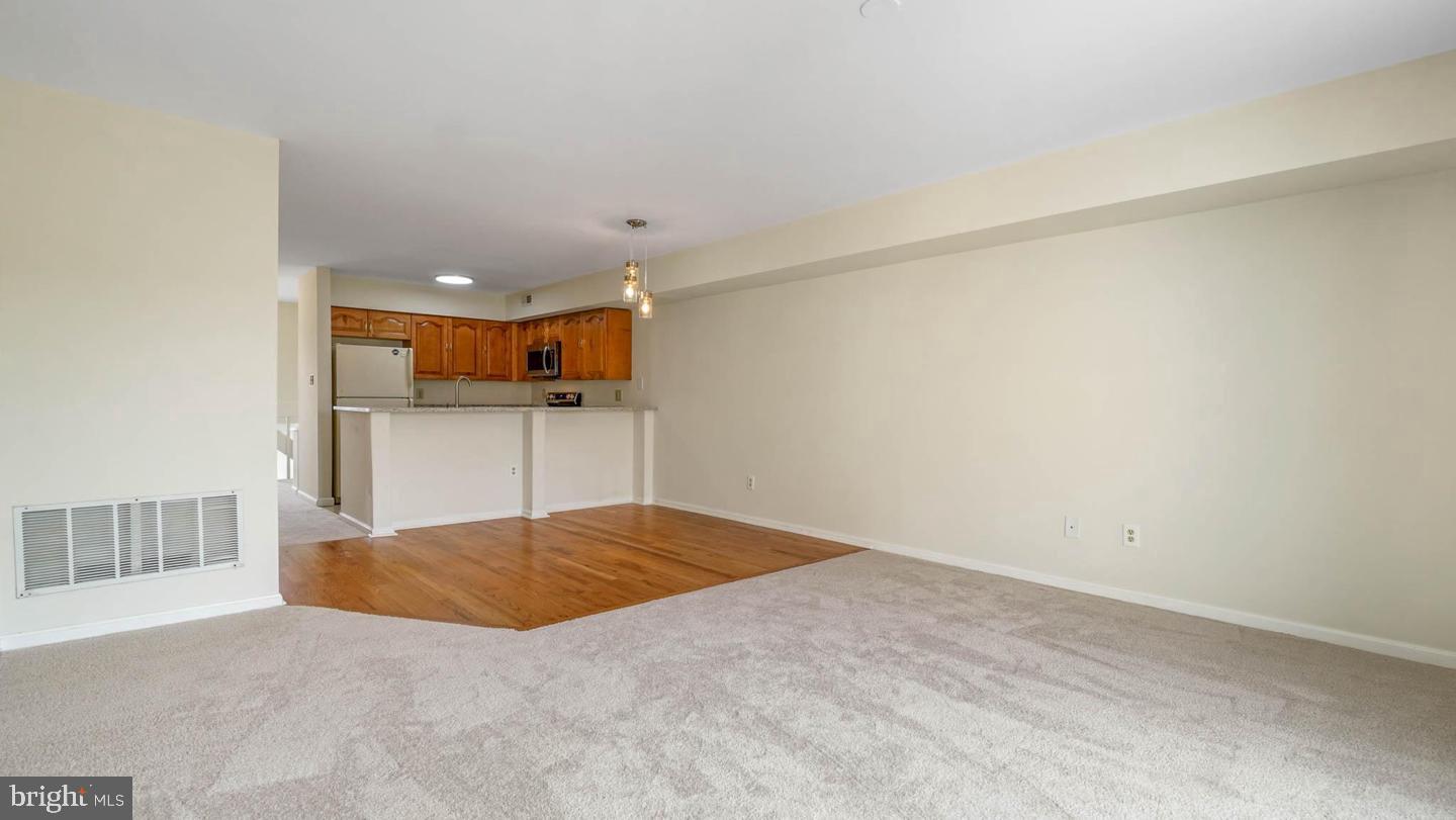 26-c Queen Anne Way Property Photo 6