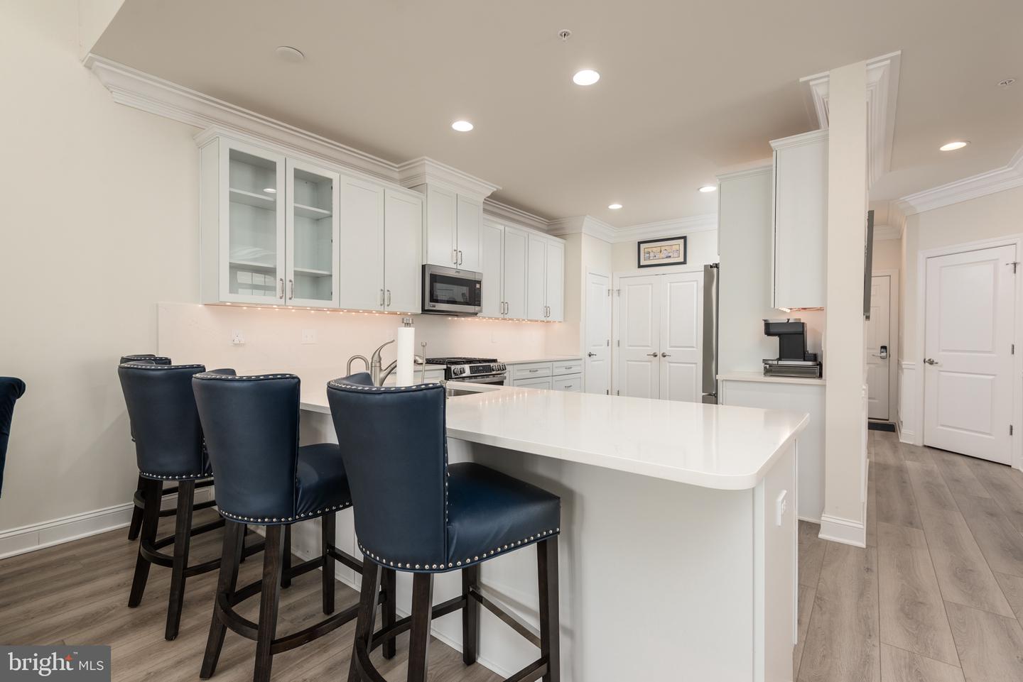 208 Topside Dr #211 Property Photo 11