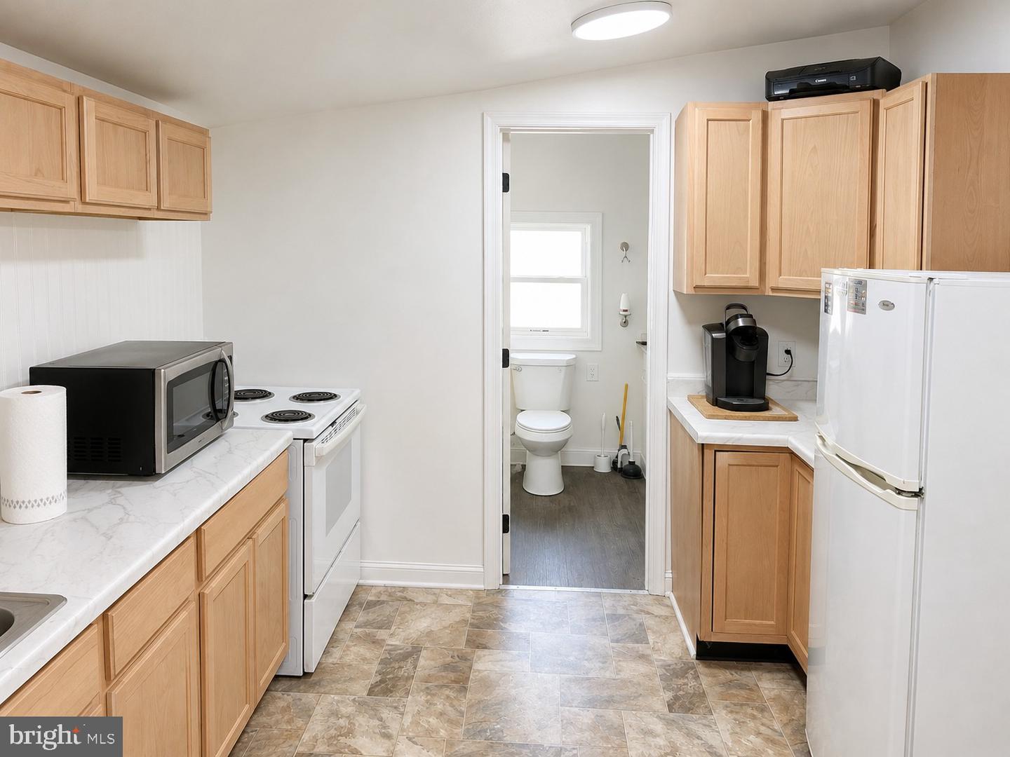100 Bridge Ct Property Photo 3