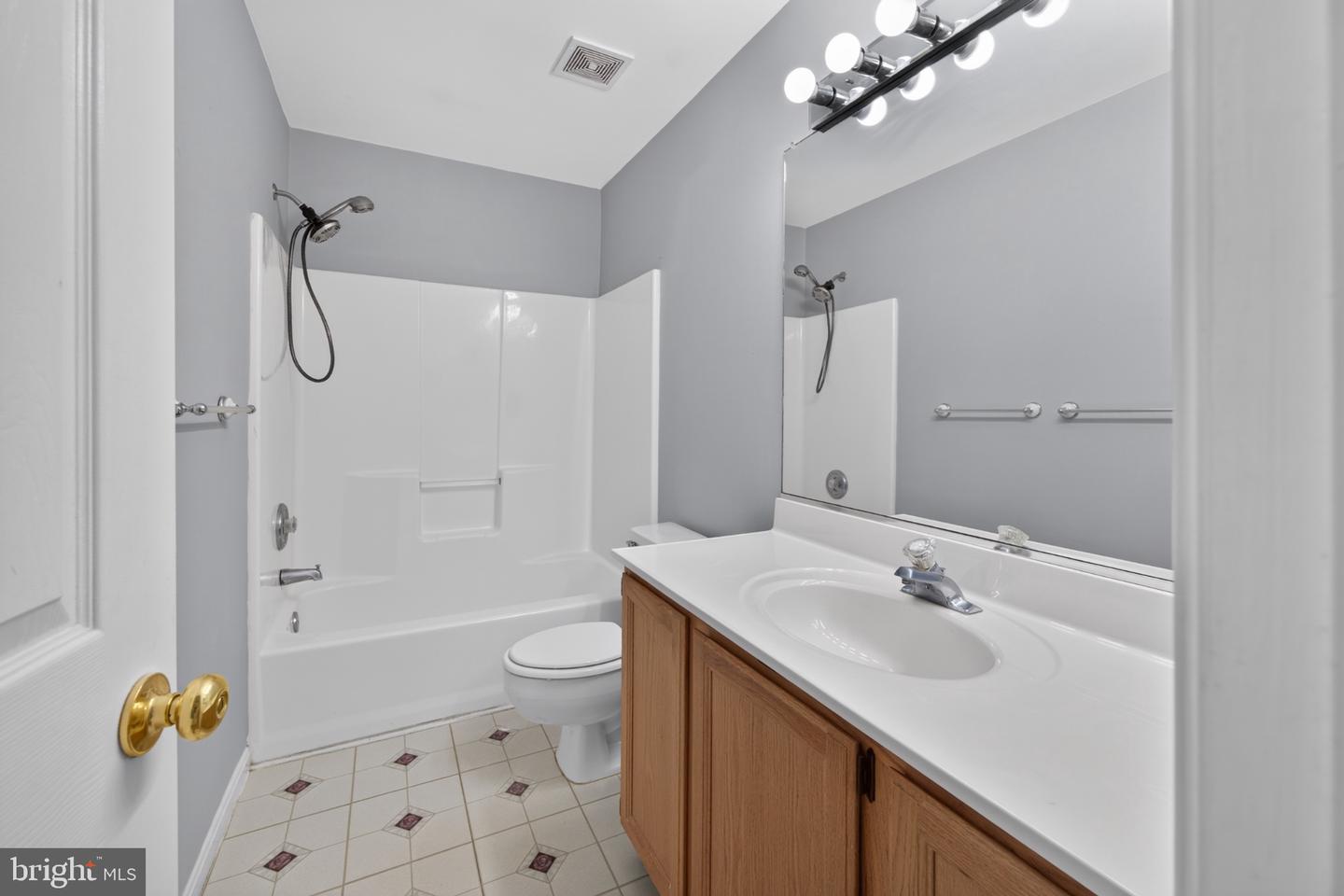 6005 Bridgepointe Dr Property Photo 32