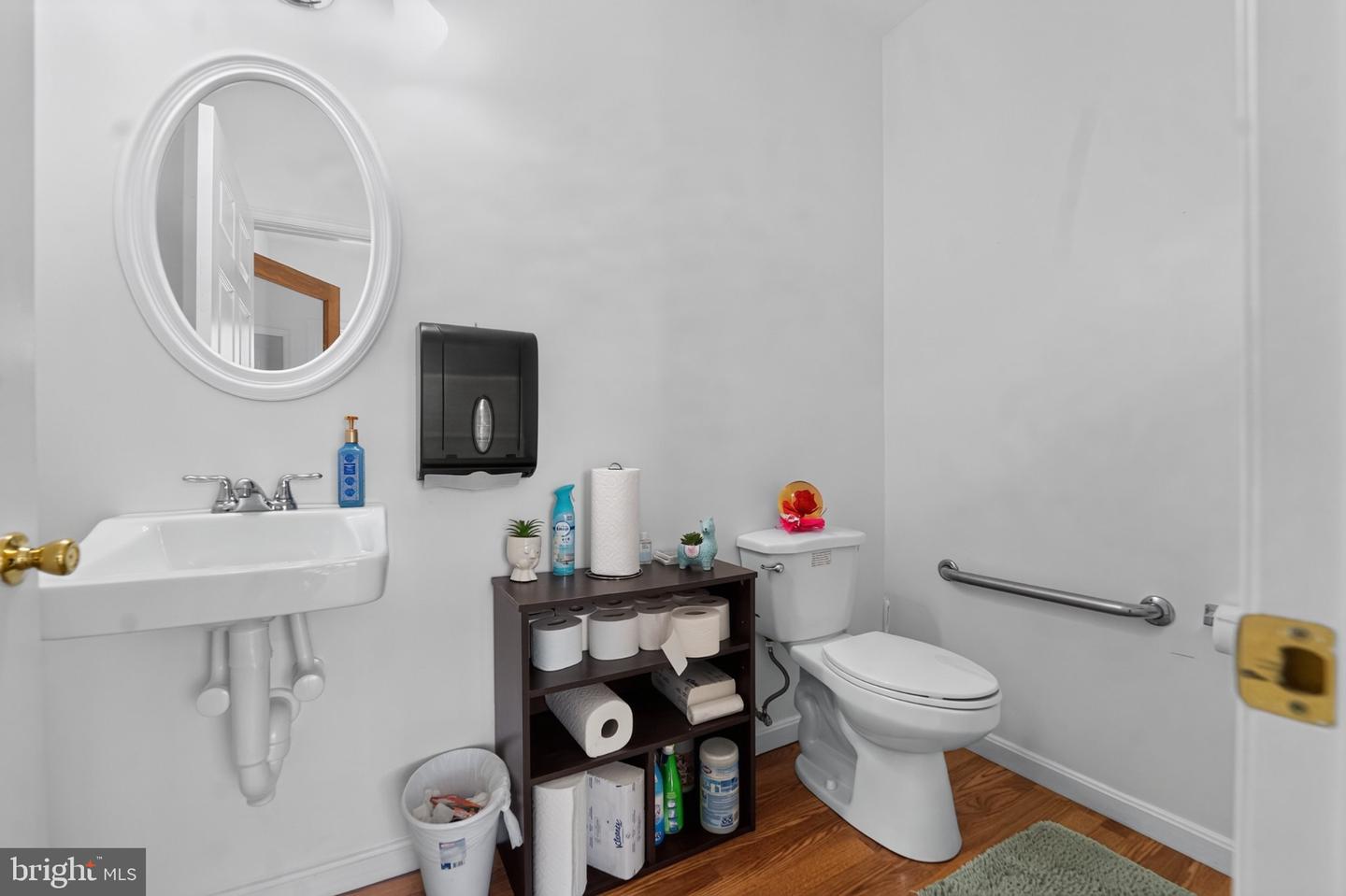 114 Saint Claire Pl Property Photo 43