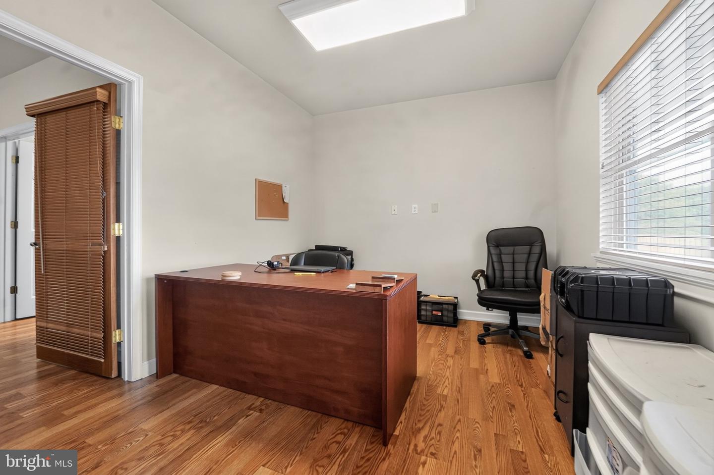114 Saint Claire Pl Property Photo 71