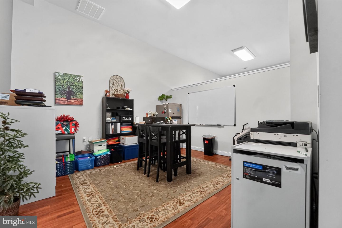 114 Saint Claire Pl Property Photo 109
