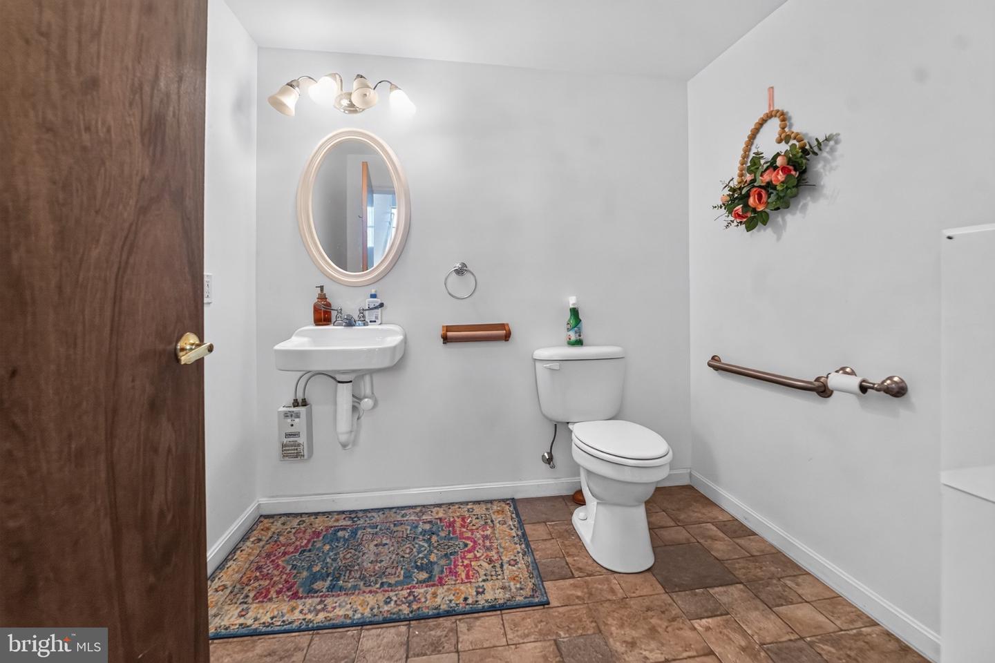 114 Saint Claire Pl Property Photo 129