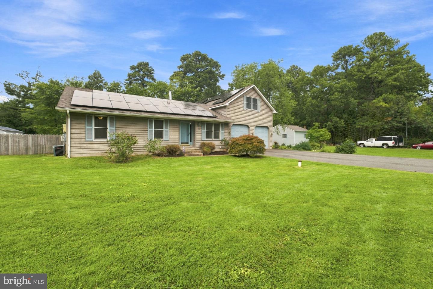 108 Margaret Dr Property Photo 3