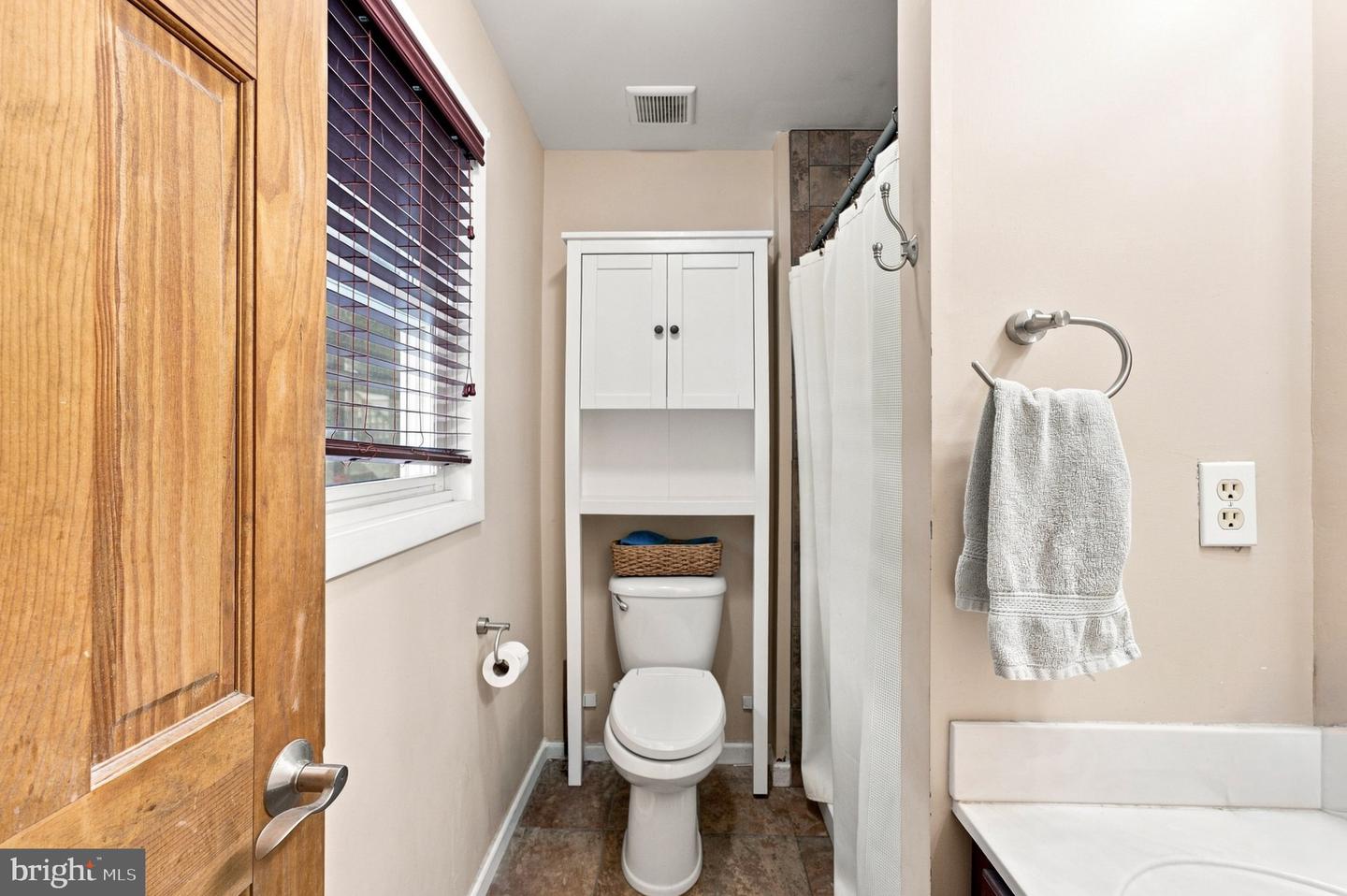 108 Margaret Dr Property Photo 22