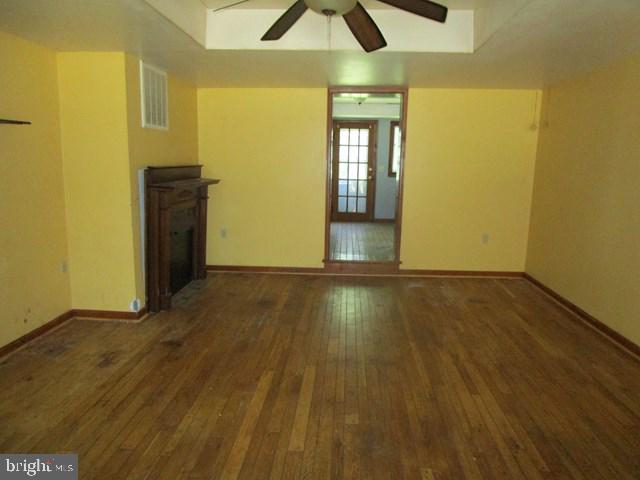 214 Broad St Property Photo 5