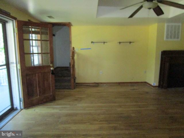 214 Broad St Property Photo 6