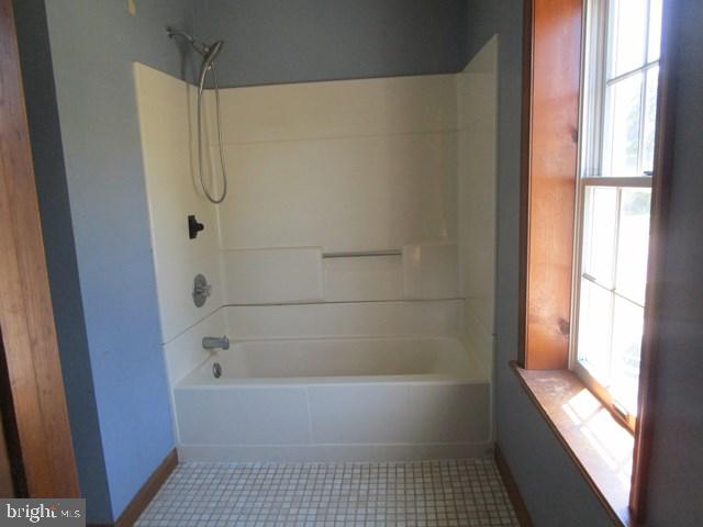 214 Broad St Property Photo 16