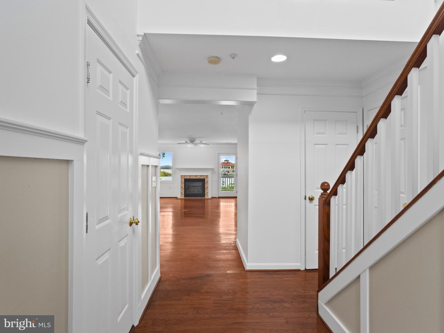 1010 Auckland Way Property Photo 12